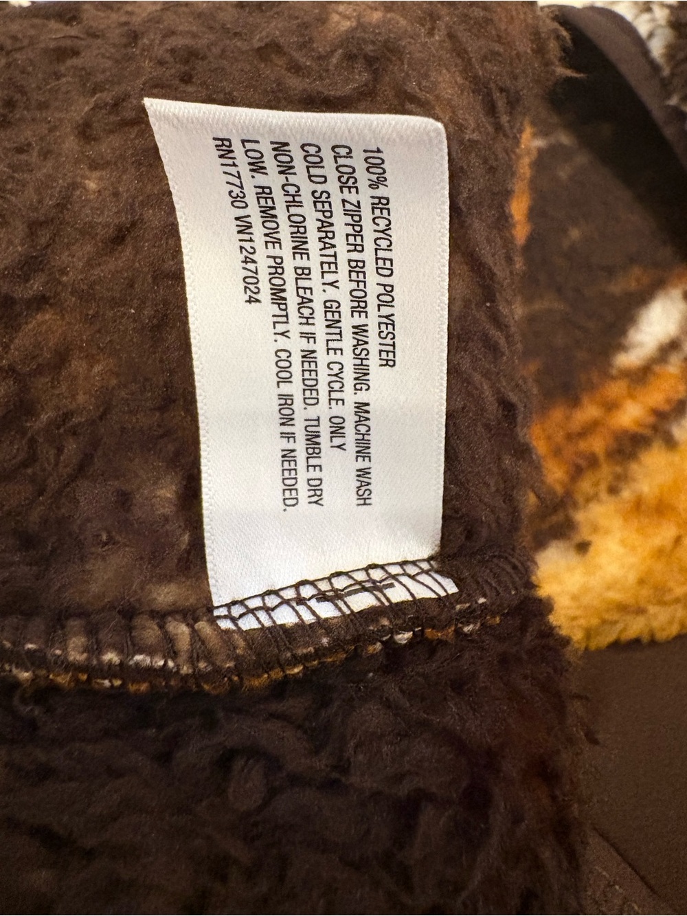 Mountain Sunset Sherpa Cozy Cream Landscape by Original Use EUC Size Large - Picture 10 of 10